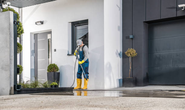 Best Sign and Awning Cleaning  in Castroville, TX